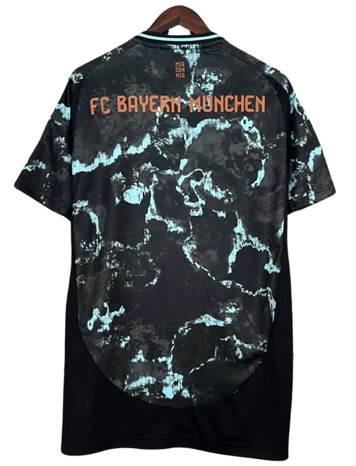 FC Bayern Munich 24/25 I Third