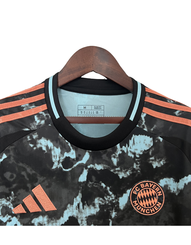 FC Bayern Munich 24/25 I Third