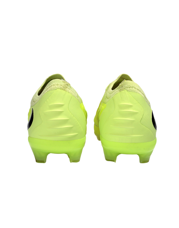Soccer Cleats Phantom 6 Low Elite FG