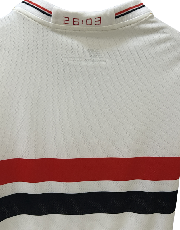 camisa-SaoPaulo-SaoPaulo-SaoPaulo-SaoPaulo-feminina-women-home-i-branco-preto-vermelho-tricolor-lucas-oscar-calleri-newbalance-torcedor-jogador-25-26_1