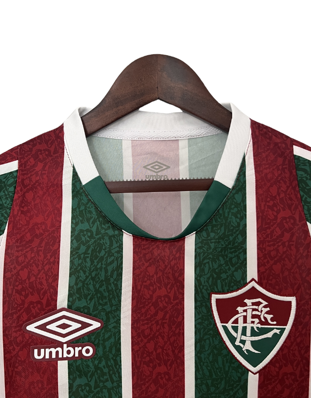 camisa-fluminense-tricolor-home-i-vermelho-branco-verde-grena-renatogaucho-ganso-tricolor-rj-macarana-umbro-torcedor-jogador-24-25-4