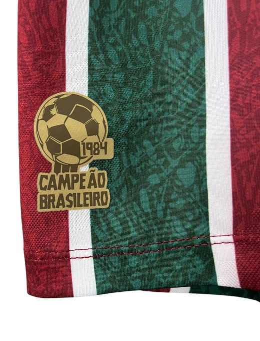 camisa-fluminense-tricolor-home-i-vermelho-branco-verde-grena-renatogaucho-ganso-tricolor-rj-macarana-umbro-torcedor-jogador-24-25-9